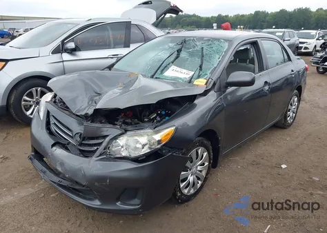 2013 Toyota Corolla Le z USA, uszkodzony, nr VIN 2T1BU4EE2DC127854